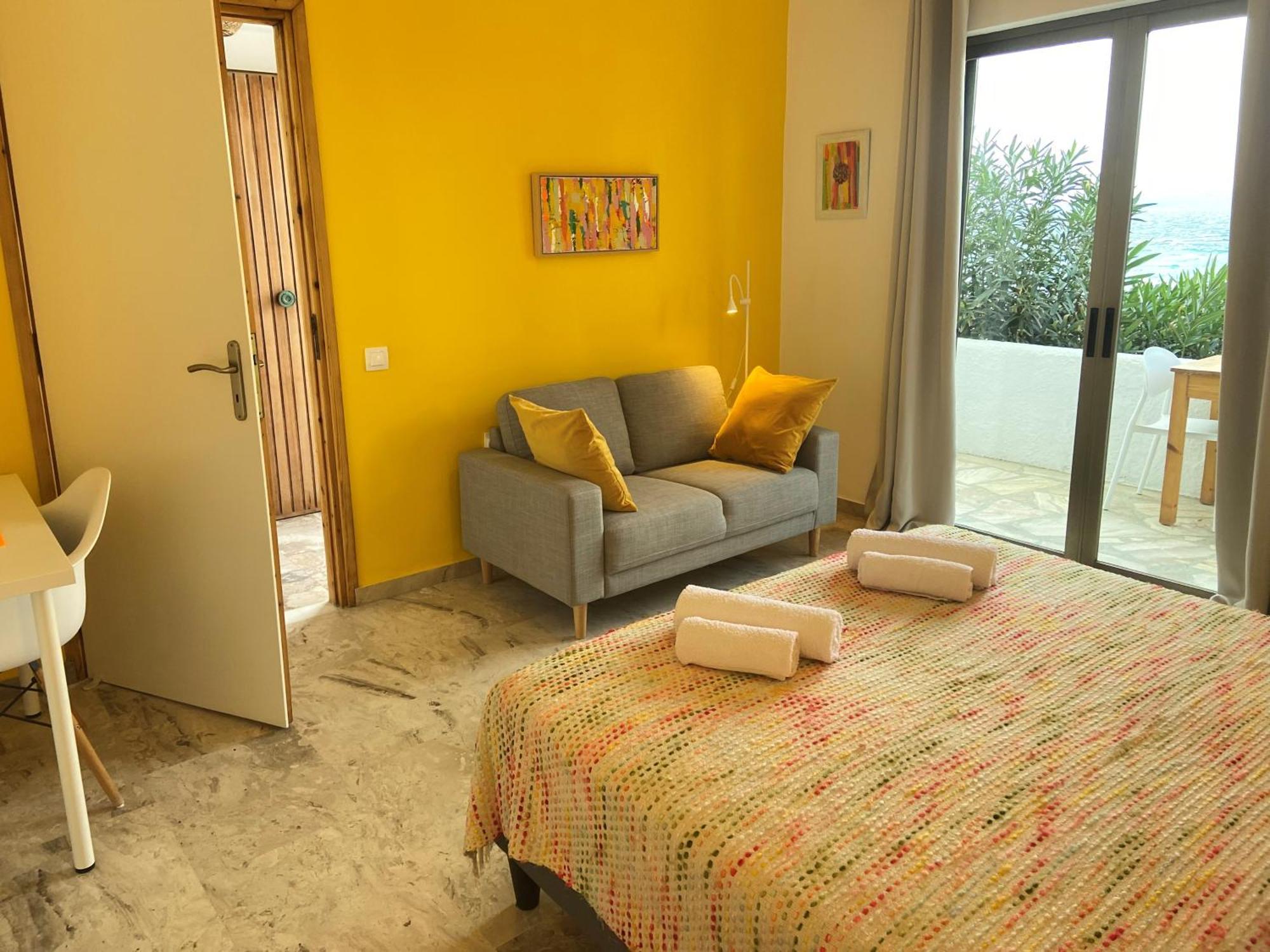 The Beachhouse Apartments Вайя Экстерьер фото