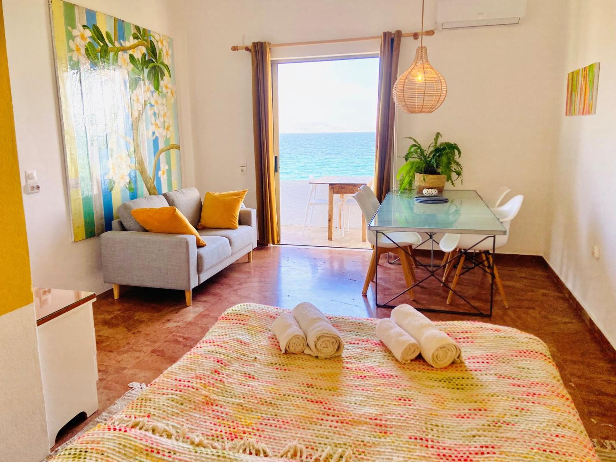 The Beachhouse Apartments Вайя Экстерьер фото