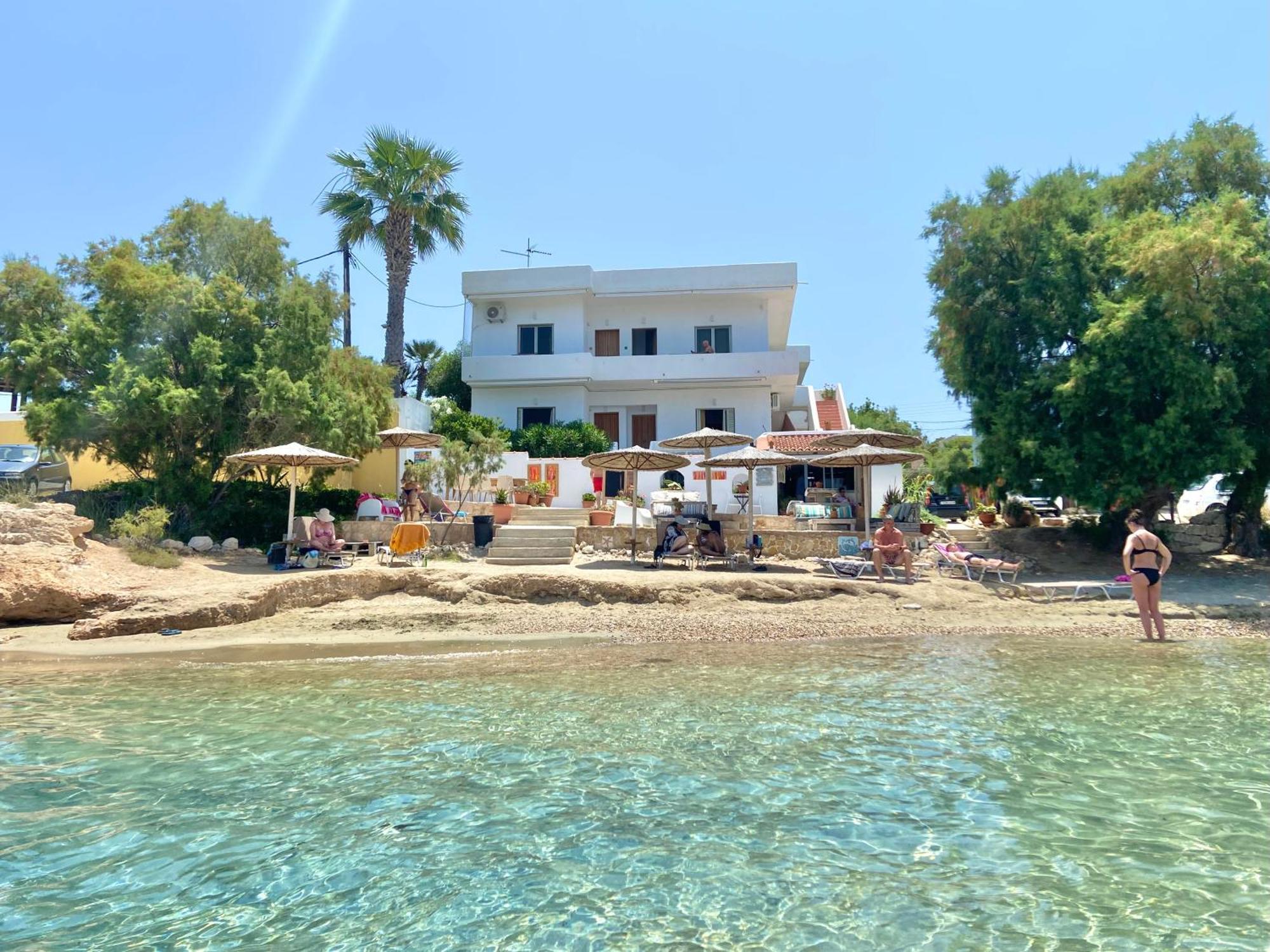The Beachhouse Apartments Вайя Экстерьер фото