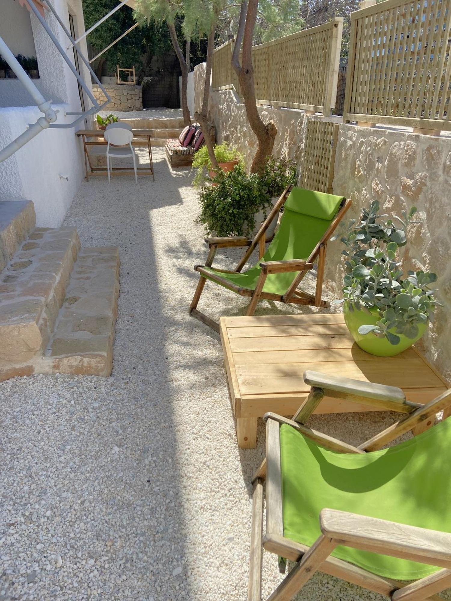 The Beachhouse Apartments Вайя Экстерьер фото